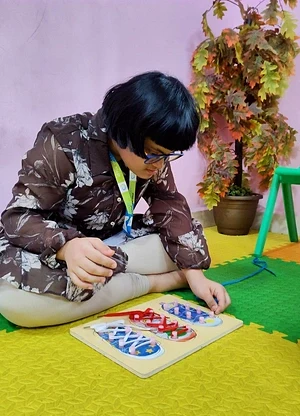NIOS learning activity at Apple Valley Special School